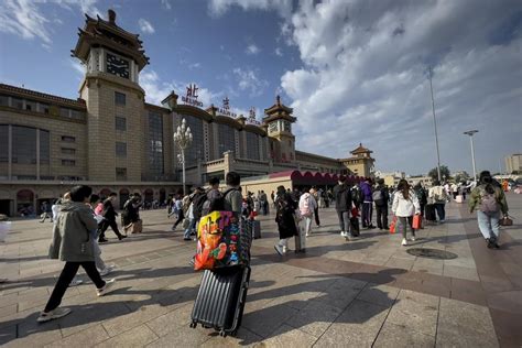 Millions take to China’s railways, roads, air in 1st big autumn holiday since end of zero-COVID